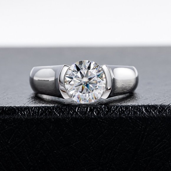 Certified 2 ct. t.w. Moissanite Diamond Engagement Ring NEW - Picture 8 of 16